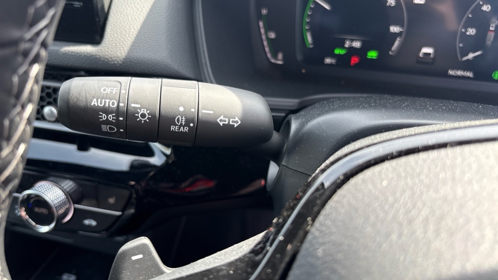 Honda Civic 2.0 eHEV Advance 5dr CVT Hybrid Hatchback - Image 21