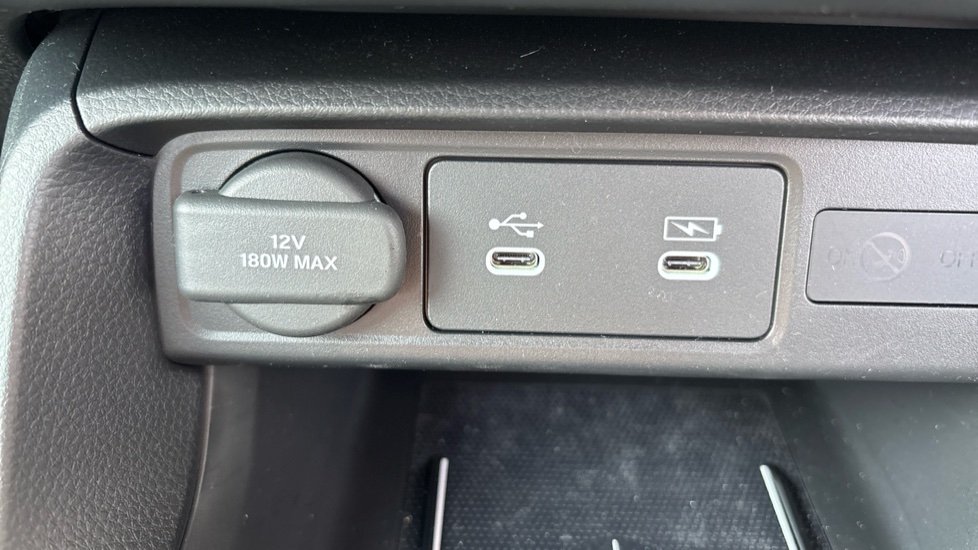 Honda Civic 2.0 eHEV Advance 5dr CVT Hybrid Hatchback - Image 27