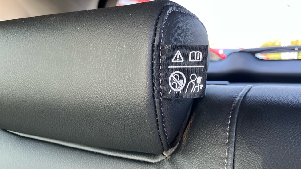 Honda CR-V 2.0 i-MMD Hybrid SR 5dr eCVT Hybrid Estate - Image 21