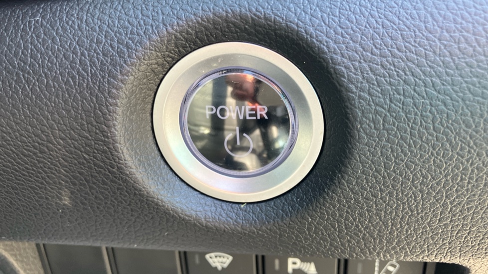Honda CR-V 2.0 i-MMD Hybrid SR 5dr eCVT Hybrid Estate - Image 29