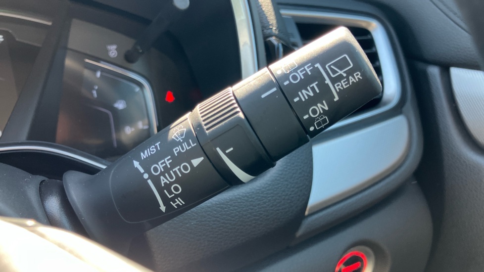 Honda CR-V 2.0 i-MMD Hybrid SR 5dr eCVT Hybrid Estate - Image 39