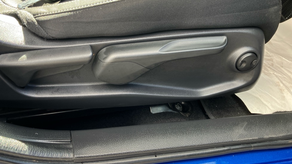 Honda Civic 1.5 VTEC Turbo Sport 5dr CVT Petrol Hatchback - Image 23