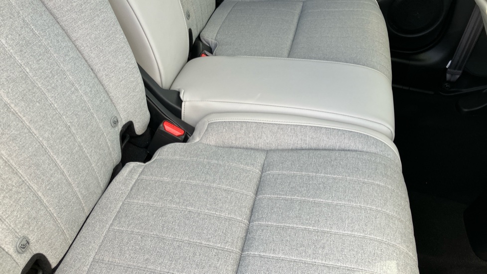 Honda Jazz 1.5 i-MMD Hybrid EX 5dr eCVT Hybrid Hatchback - Image 19