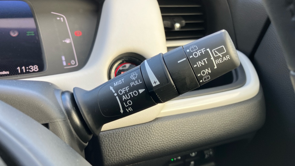 Honda Jazz 1.5 i-MMD Hybrid EX 5dr eCVT Hybrid Hatchback - Image 35