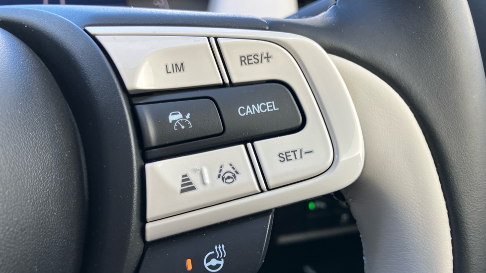 Honda Jazz 1.5 i-MMD Hybrid EX 5dr eCVT Hybrid Hatchback - Image 37