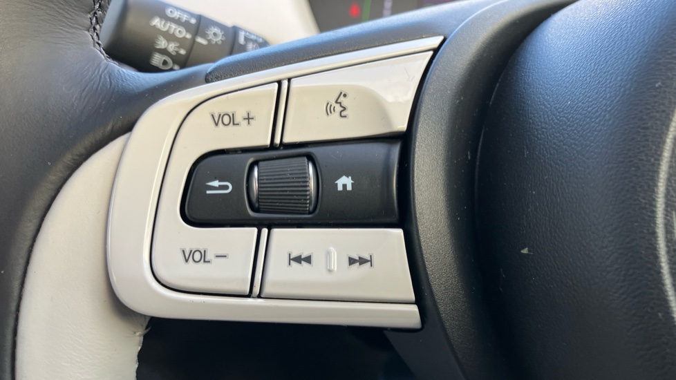 Honda Jazz 1.5 i-MMD Hybrid EX 5dr eCVT Hybrid Hatchback - Image 38