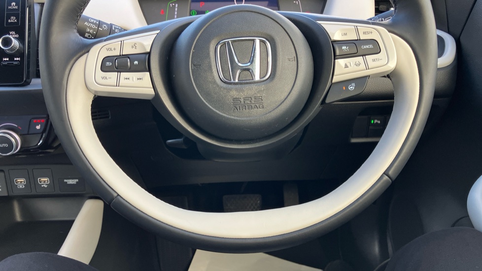 Honda Jazz 1.5 i-MMD Hybrid EX 5dr eCVT Hybrid Hatchback - Image 39