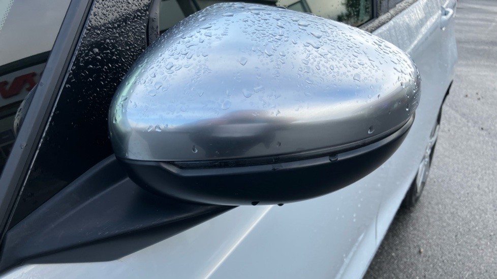 Honda Jazz 1.5 i-MMD Hybrid EX 5dr eCVT Hybrid Hatchback - Image 22