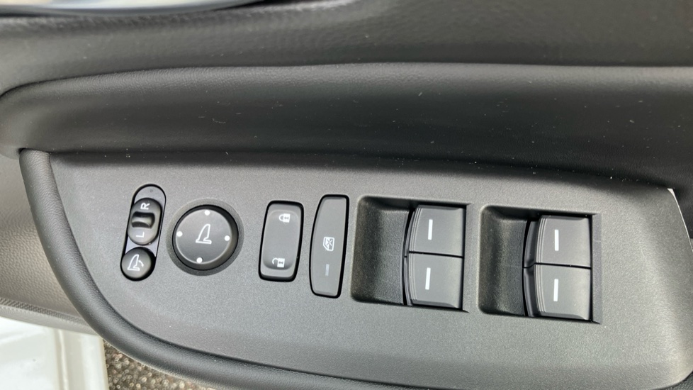 Honda Jazz 1.5 i-MMD Hybrid EX 5dr eCVT Hybrid Hatchback - Image 24