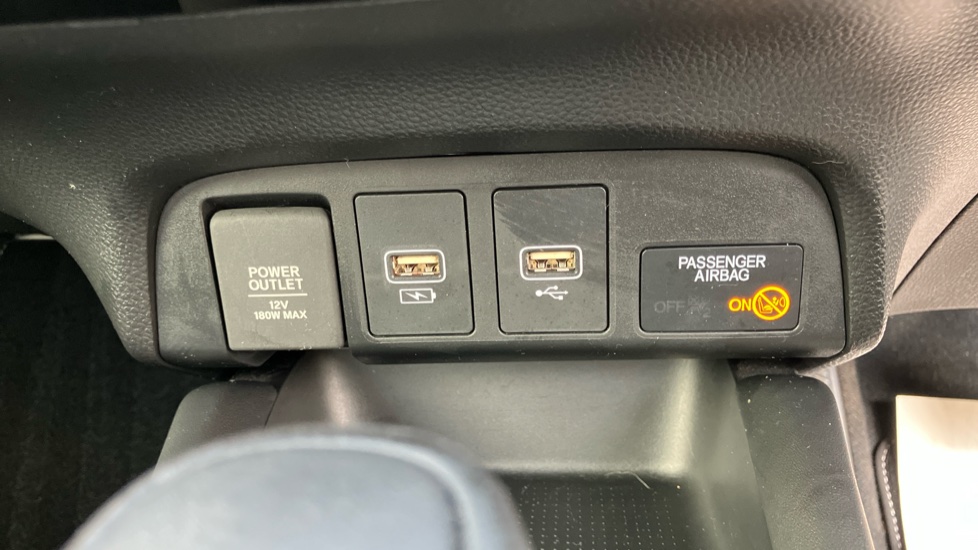 Honda Jazz 1.5 i-MMD Hybrid EX 5dr eCVT Hybrid Hatchback - Image 28