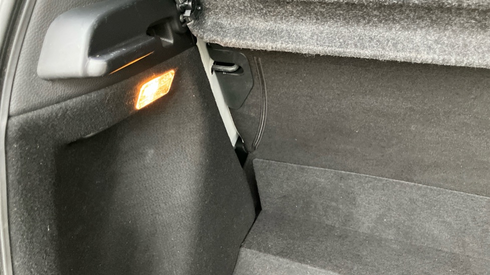 Honda Jazz 1.5 i-MMD Hybrid EX 5dr eCVT Hybrid Hatchback - Image 19