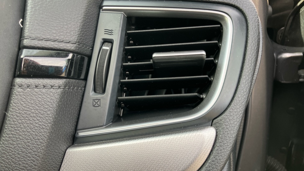 Honda CR-V 2.0 i-MMD Hybrid SE 2WD 5dr eCVT Hybrid Estate - Image 29