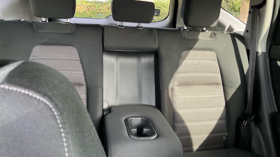 Honda CR-V 2.0 i-MMD Hybrid SE 2WD 5dr eCVT Hybrid Estate - Image 45
