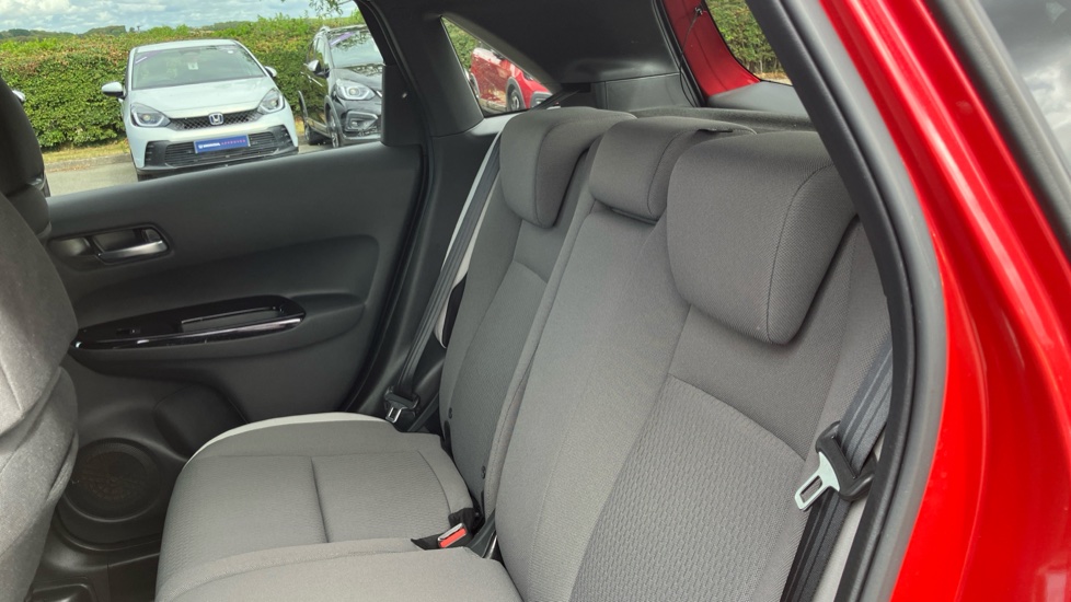 Honda Jazz 1.5 i-MMD Hybrid Crosstar EX 5dr eCVT Hybrid Hatchback - Image 8