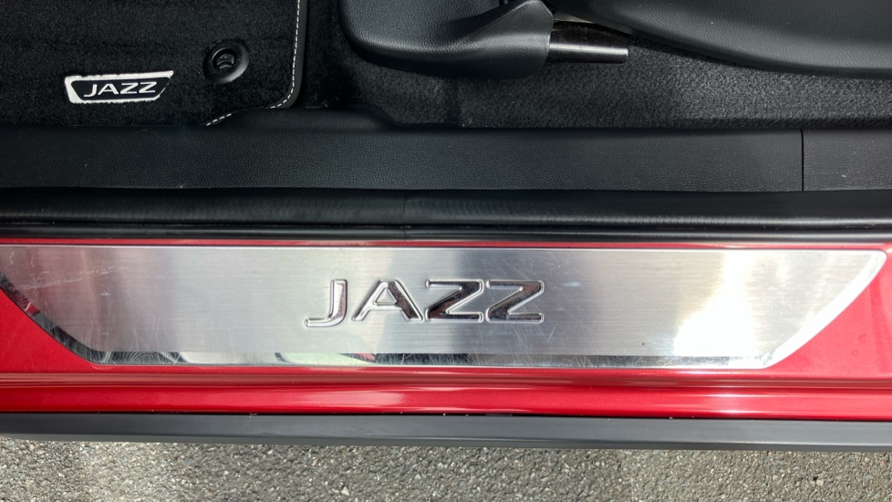 Honda Jazz 1.5 i-MMD Hybrid Crosstar EX 5dr eCVT Hybrid Hatchback - Image 21
