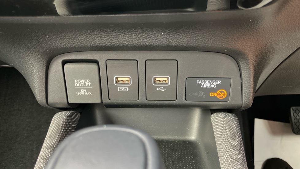Honda Jazz 1.5 i-MMD Hybrid Crosstar EX 5dr eCVT Hybrid Hatchback - Image 37