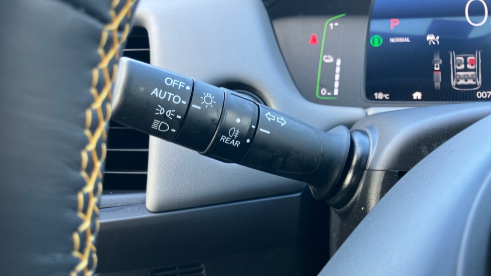 Honda Jazz 1.5 i-MMD Hybrid Advance Sport 5dr eCVT Hybrid Hatchback - Image 33