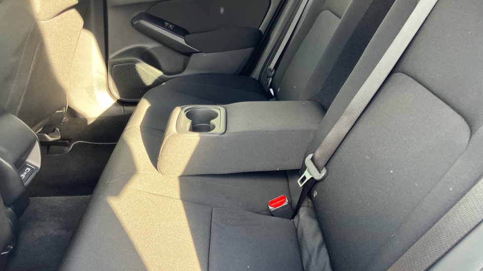 Honda Civic 2.0 eHEV Elegance 5dr CVT Hybrid Hatchback - Image 30