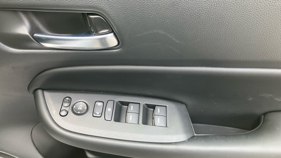 Honda Jazz 1.5 i-MMD Hybrid Crosstar Advance 5dr eCVT Hybrid Hatchback - Image 23