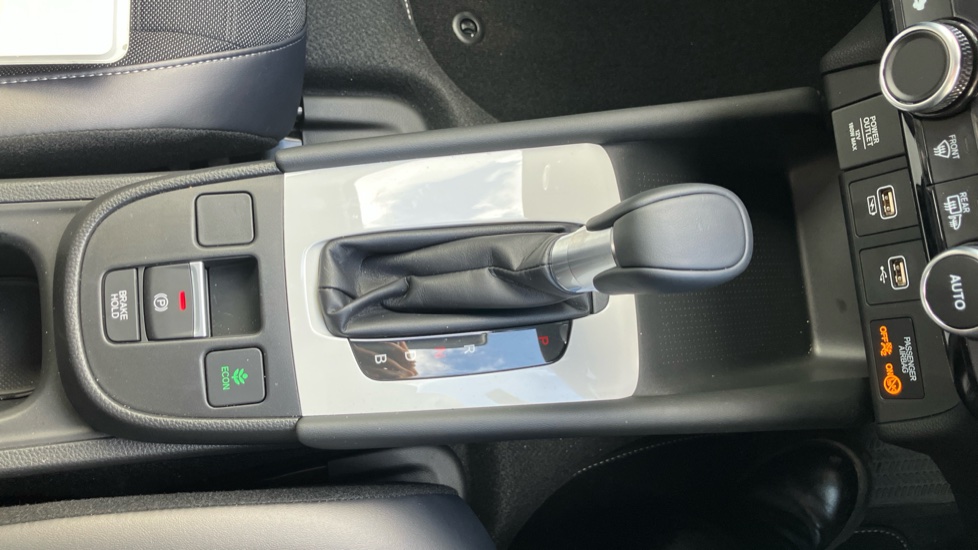 Honda Jazz 1.5 i-MMD Hybrid Crosstar Advance 5dr eCVT Hybrid Hatchback - Image 30