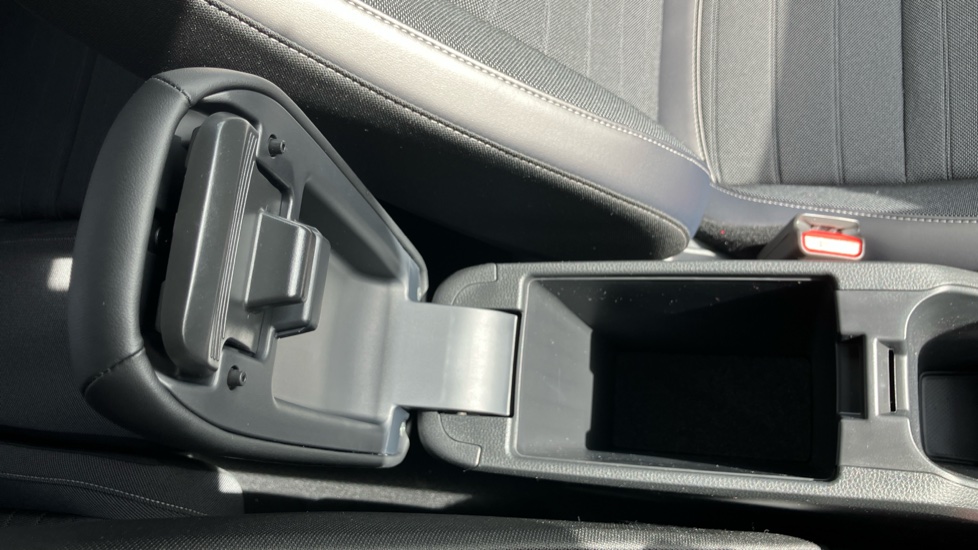 Honda Jazz 1.5 i-MMD Hybrid Crosstar Advance 5dr eCVT Hybrid Hatchback - Image 47