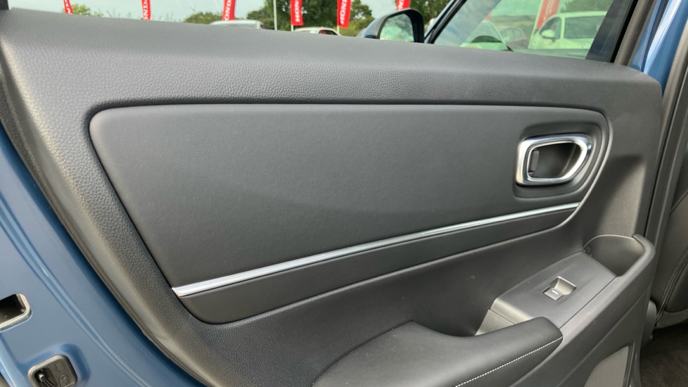 Honda HR-V 1.5 eHEV Advance 5dr CVT Hybrid Hatchback - Image 20