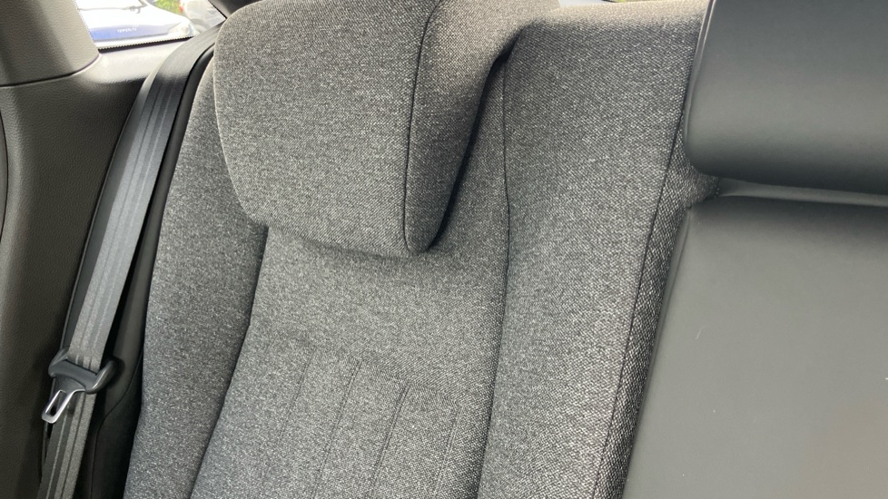 Honda Jazz 1.5 i-MMD Hybrid EX 5dr eCVT Hybrid Hatchback - Image 18