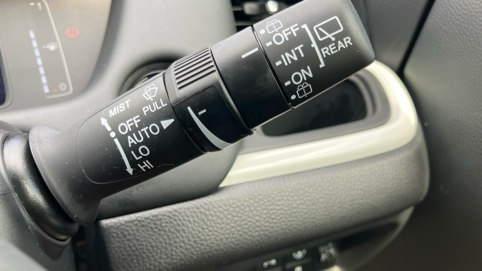 Honda Jazz 1.5 i-MMD Hybrid EX 5dr eCVT Hybrid Hatchback - Image 37