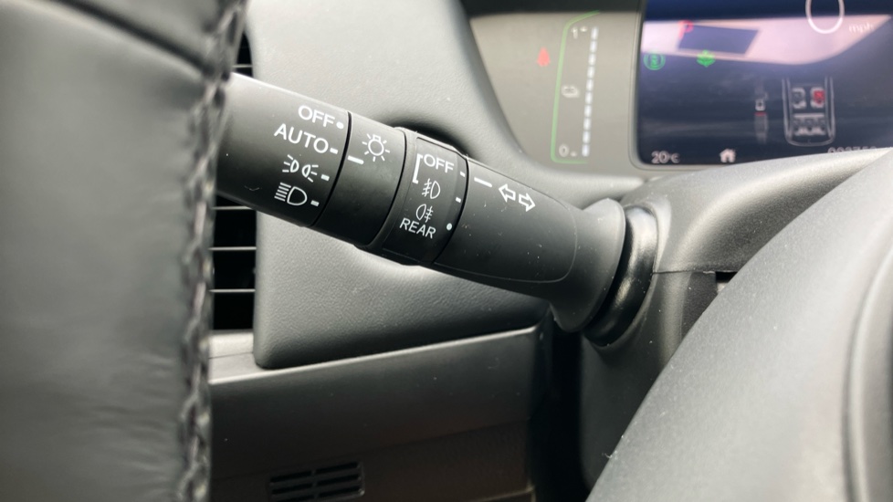 Honda Jazz 1.5 i-MMD Hybrid EX 5dr eCVT Hybrid Hatchback - Image 38