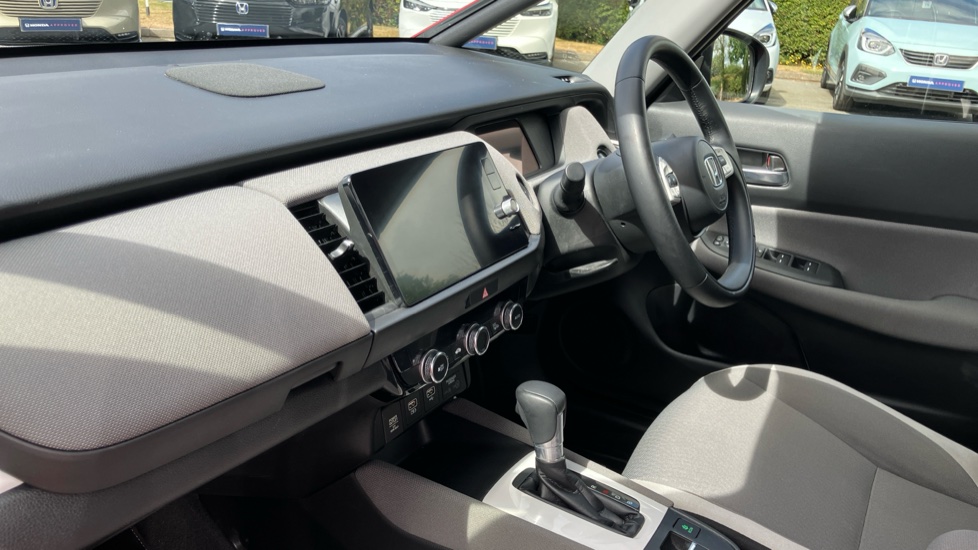 Honda Jazz 1.5 i-MMD Hybrid Crosstar EX 5dr eCVT Hybrid Hatchback - Image 2