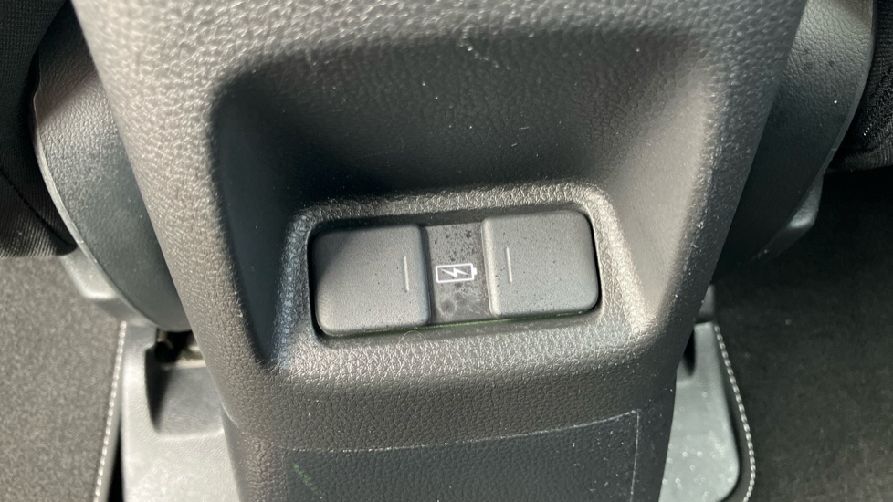 Honda Jazz 1.5 i-MMD Hybrid Crosstar EX 5dr eCVT Hybrid Hatchback - Image 13