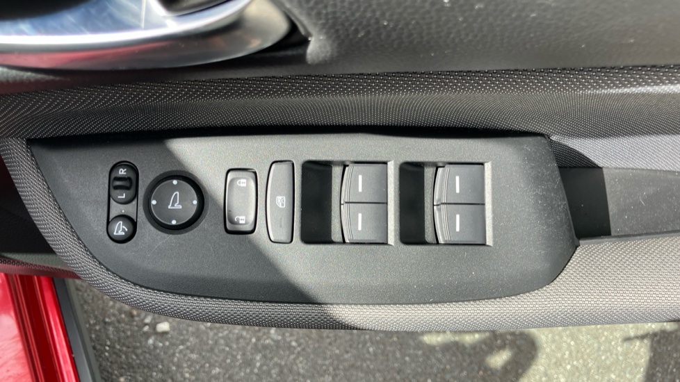 Honda Jazz 1.5 i-MMD Hybrid Crosstar EX 5dr eCVT Hybrid Hatchback - Image 22
