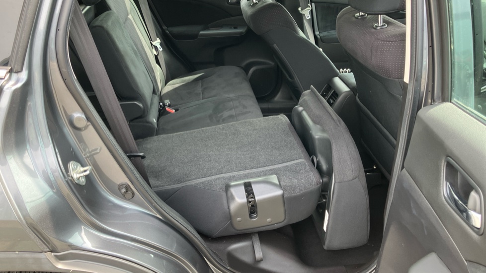 Honda CR-V 2.2 i-DTEC SE 5dr Diesel Estate - Image 31