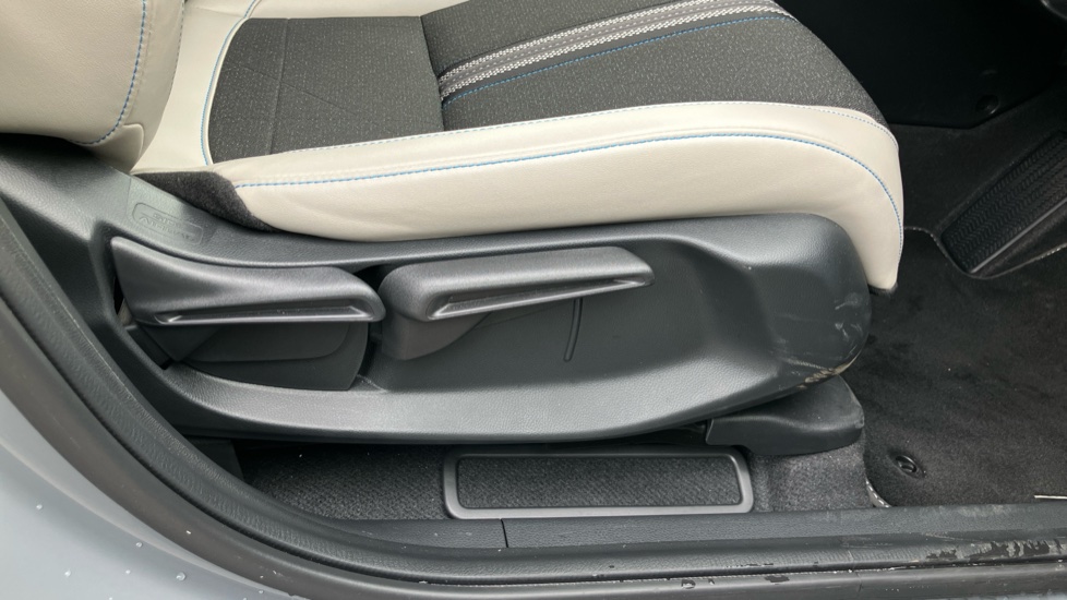 Honda HR-V 1.5 eHEV Advance Style 5dr CVT Hybrid Hatchback - Image 37