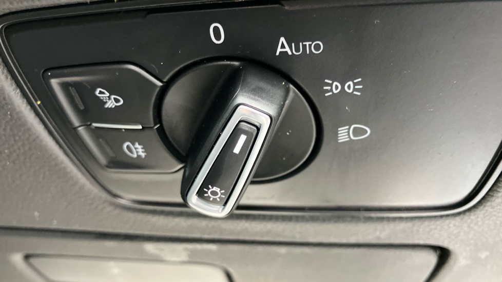 Volkswagen Arteon 2.0 TSI Elegance 5dr DSG Petrol Hatchback - Image 30