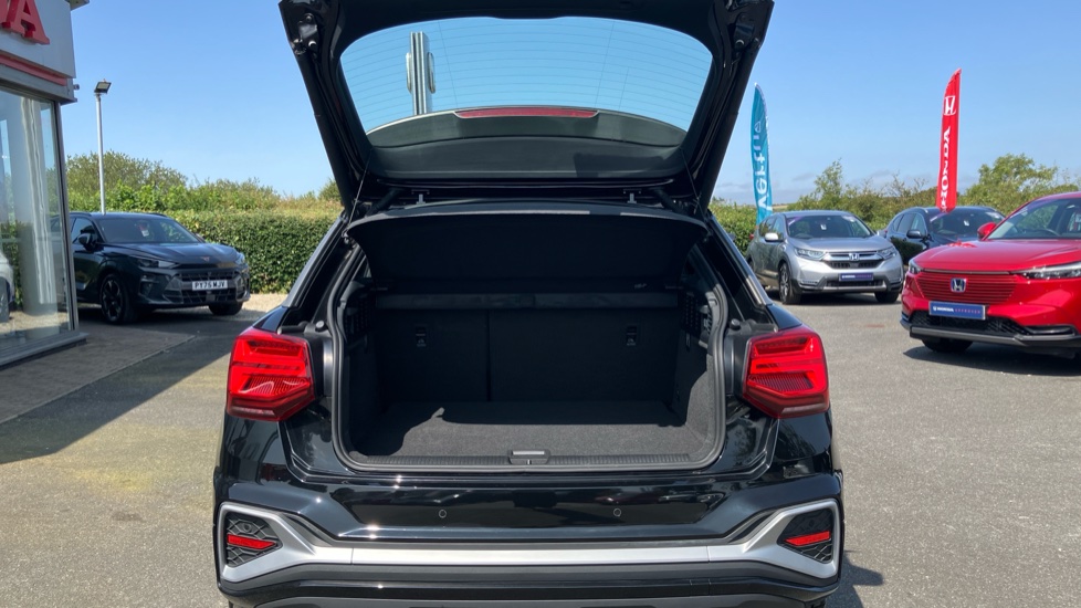 Audi Q2 35 TFSI S Line 5dr S Tronic Petrol Estate - Image 4