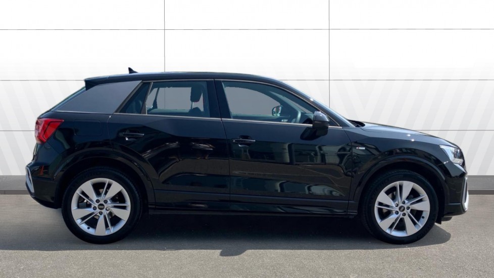 Audi Q2 35 TFSI S Line 5dr S Tronic Petrol Estate - Image 5