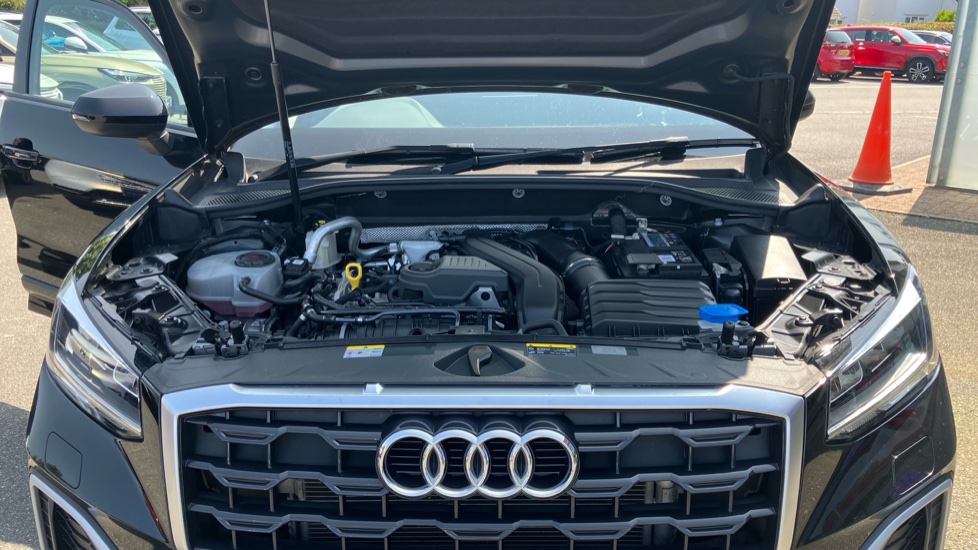 Audi Q2 35 TFSI S Line 5dr S Tronic Petrol Estate - Image 8