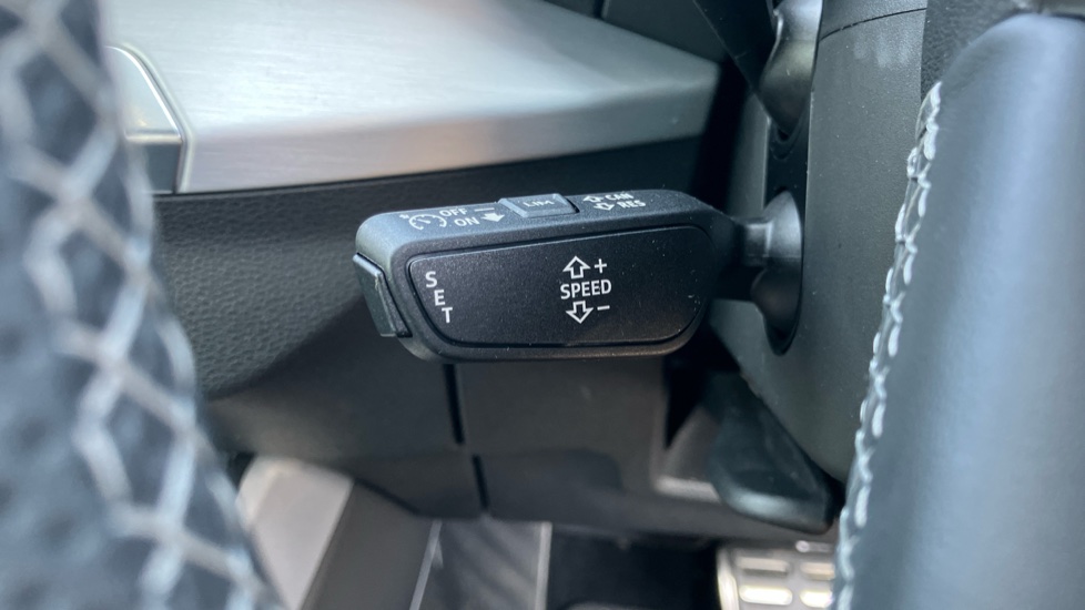 Audi Q2 35 TFSI S Line 5dr S Tronic Petrol Estate - Image 35