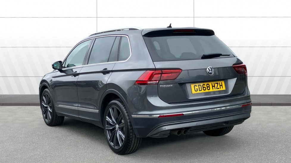 Volkswagen Tiguan 1.5 TSi EVO 150 SEL 5dr DSG Petrol Estate - Image 2