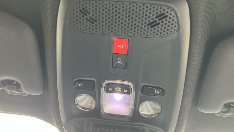 Peugeot 2008 1.2 PureTech 130 Allure 5dr EAT8 Petrol Estate - Image 27