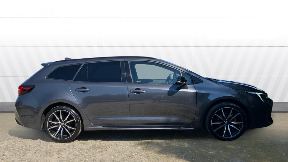Toyota Corolla 1.8 Hybrid GR Sport 5dr CVT Hybrid Estate - Image 5