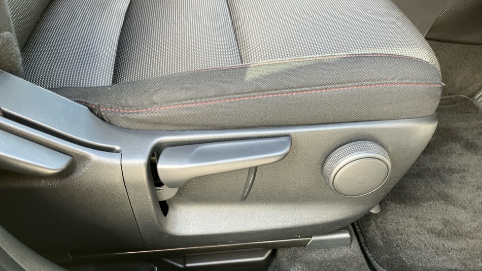Mazda CX-30 2.0 e-Skyactiv X MHEV Homura 5dr Auto [Sunroof] Petrol Hatchback - Image 34