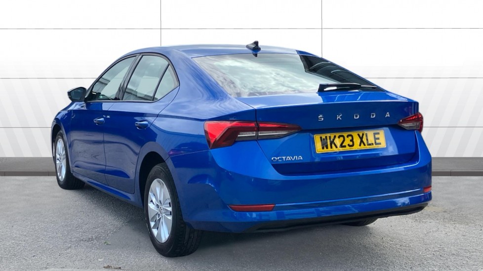 Skoda Octavia 1.5 TSI SE Technology 5dr Petrol Hatchback - Image 2