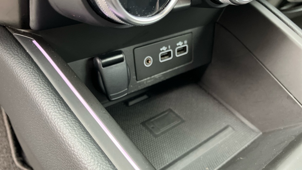 Renault Clio 1.6 E-TECH full hybrid 145 Esprit Alpine 5dr Auto Hybrid Hatchback - Image 34