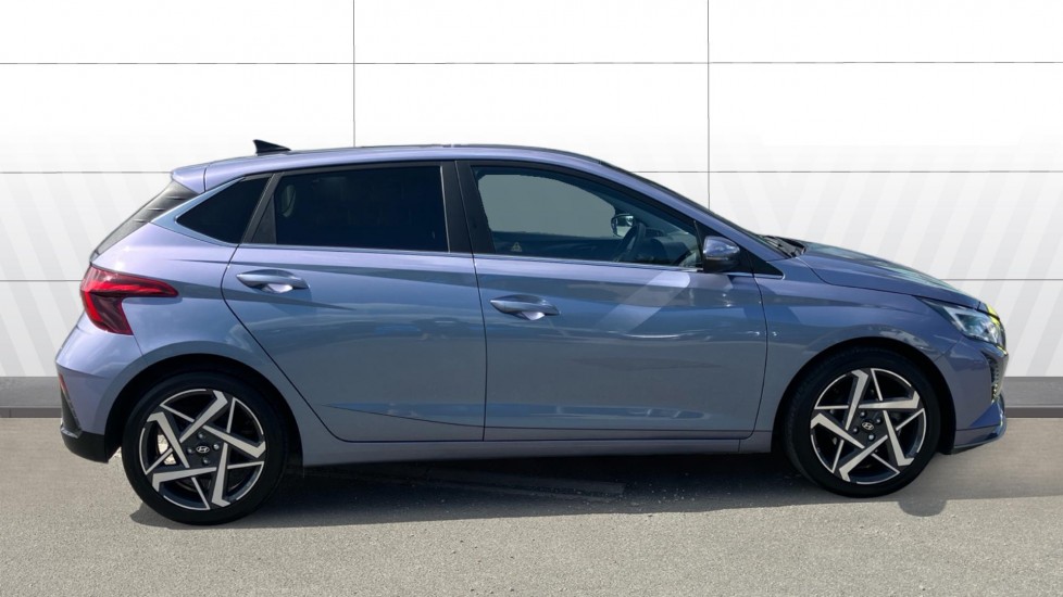 Hyundai i20 1.0T GDi Premium 5dr Petrol Hatchback - Image 5