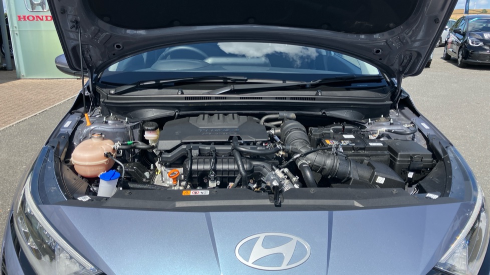 Hyundai i20 1.0T GDi Premium 5dr Petrol Hatchback - Image 8