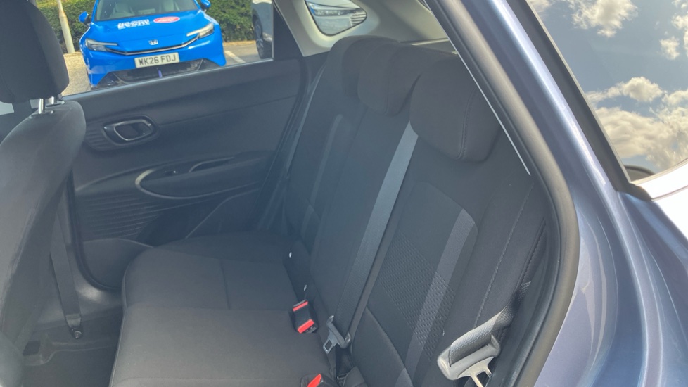 Hyundai i20 1.0T GDi Premium 5dr Petrol Hatchback - Image 16