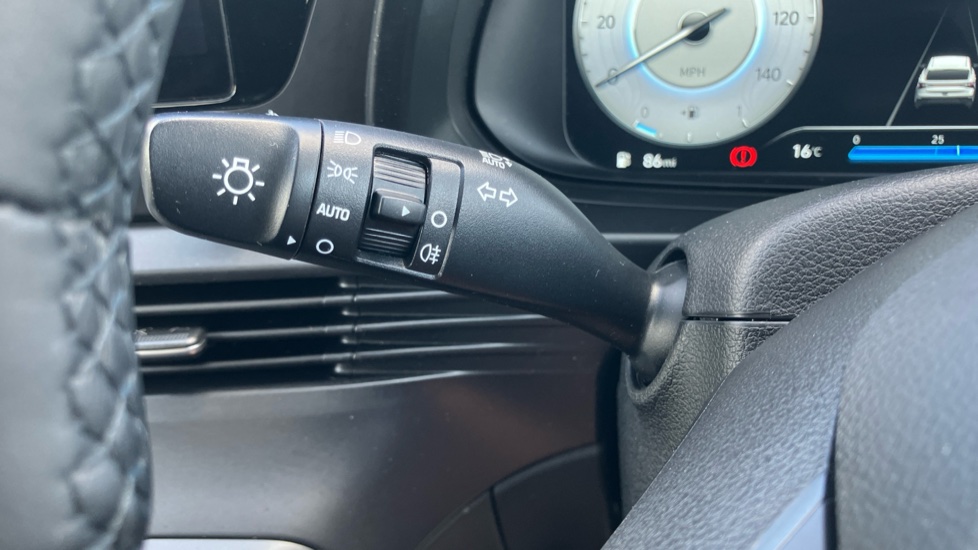 Hyundai i20 1.0T GDi Premium 5dr Petrol Hatchback - Image 37