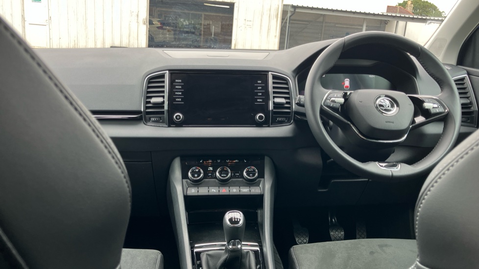 Skoda Karoq 1.5 TSI SE L 5dr Petrol Estate - Image 10